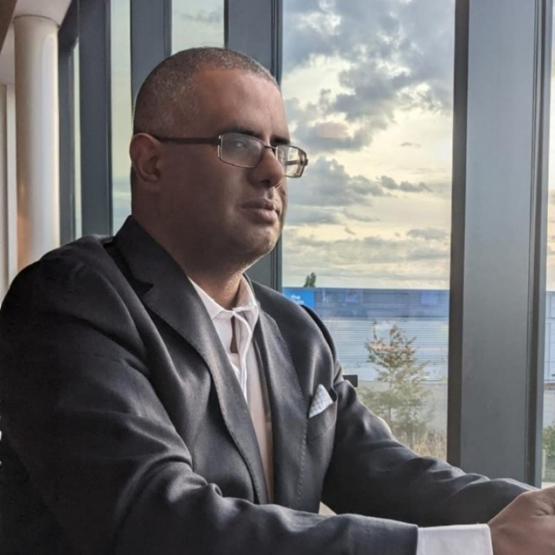Mustafa Ahmed RPSI, NRPSI registered Arabic legal interpreter